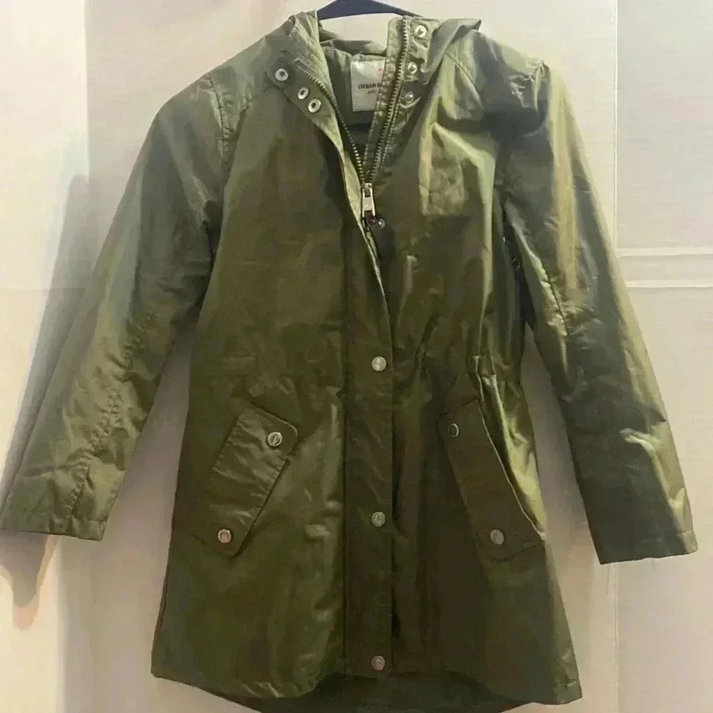 Girls rain jacket size M